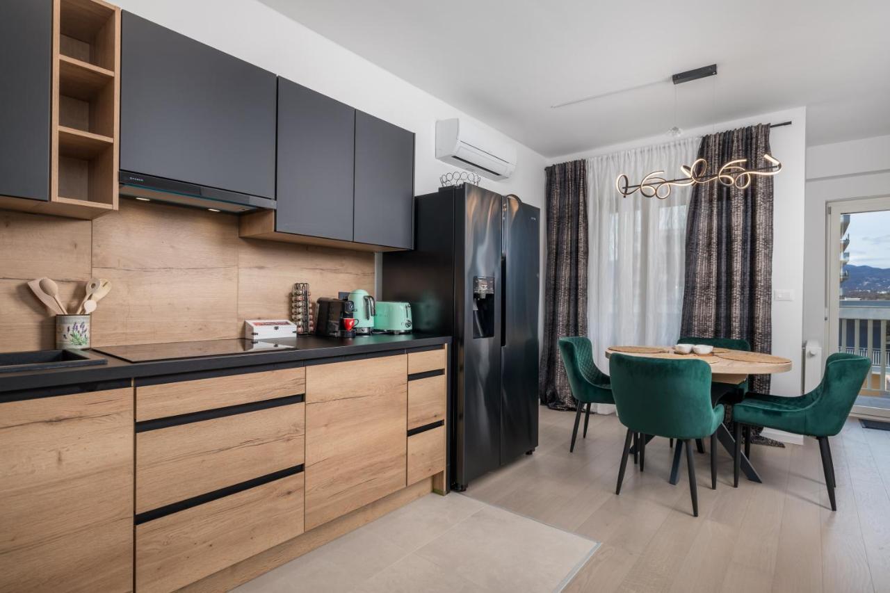 Apartman Flos Maris Rijeka Exterior photo